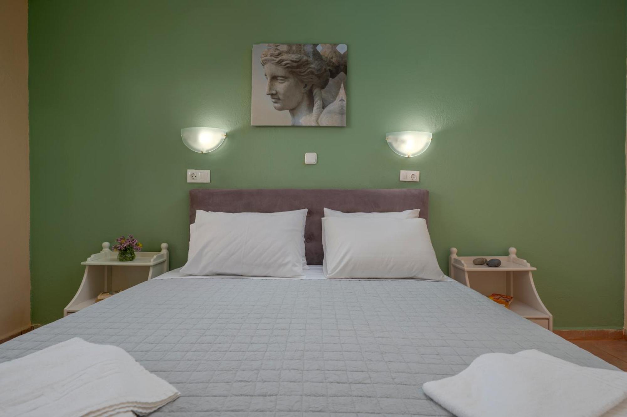 Julia Hotel Fourka Eksteriør billede
