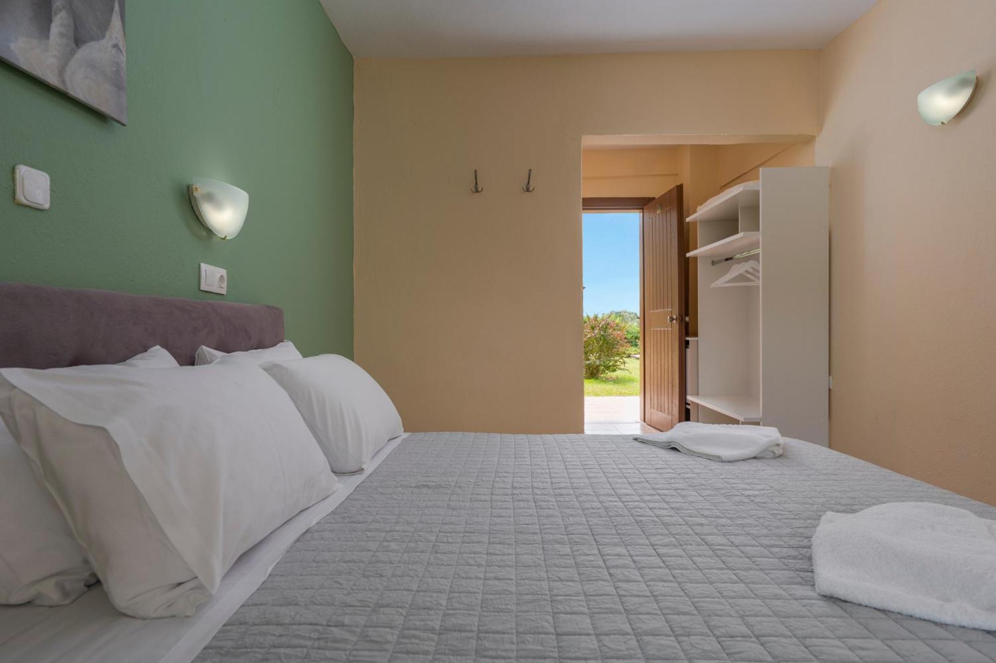 Julia Hotel Fourka Eksteriør billede